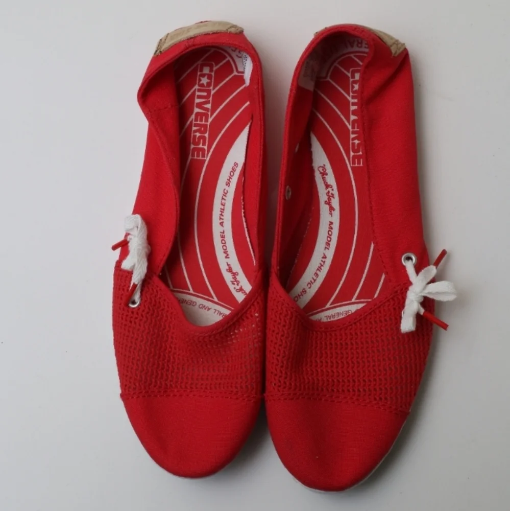 COPY - 🍒 Rare Converse Slip On Flats - Picture 2 of 4